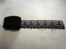 Load image into Gallery viewer, A mixed lot of Edwardian lace / crochet items. c1910.