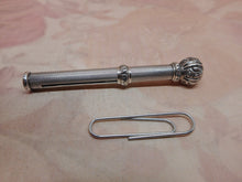 Laden Sie das Bild in den Galerie-Viewer, A short silver propelling pencil c1830