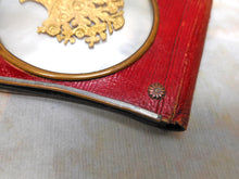 Load image into Gallery viewer, A Georgian red leather purse with glazed insert. c1800