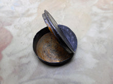 Load image into Gallery viewer, A small pewter snuff box. 19thc