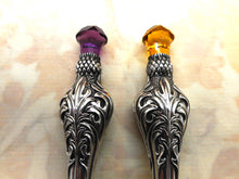 Charger l'image dans la galerie, A cased silver button hook and shoe horn. Birmingham 1912.