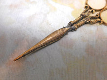 Load image into Gallery viewer, SOLD….…..A pair of gold handled scissors and sheath. English c 1830. a/f