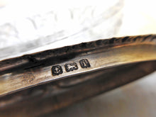 Load image into Gallery viewer, A small silver topped hairpin box. Birmingham 1908