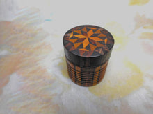 Load image into Gallery viewer, A Tunbridge Ware boxed ink well. c1840