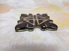 Load image into Gallery viewer, SOLD……A Continental glass thread winder. c1870.