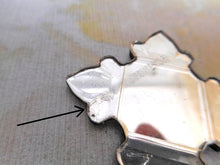 Load image into Gallery viewer, SOLD……A Continental glass thread winder. c1870.