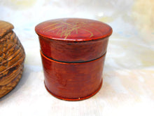Load image into Gallery viewer, A Japanese lacquer pot and a Chinese bark box. 19thc