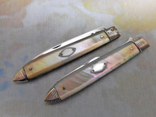 Charger l'image dans la galerie, A Georgian folding knife and fork. c 1790-1800