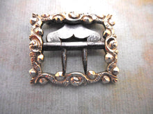 Charger l'image dans la galerie, A small 18th century silver buckle. Maker IG.