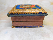 Load image into Gallery viewer, A small, decorative box for needle packets. c1860