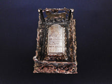 Load image into Gallery viewer, Cock Robin's Grave-an Avery needle packet case. c1880