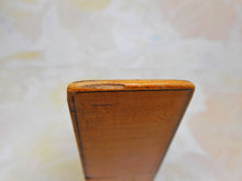 Load image into Gallery viewer, A rare needle packet box. Mauchline Ware . Loch Leven Castle.