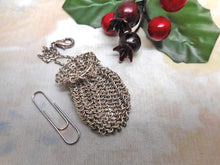 Charger l'image dans la galerie, A little white metal mesh purse / bag for a doll. c1900