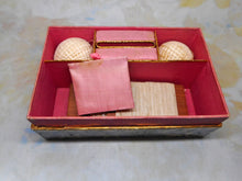 Charger l'image dans la galerie, A Georgian marbled paper box with fittings. c1800.