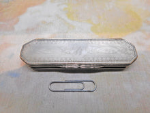 Laden Sie das Bild in den Galerie-Viewer, A silver framed, engraved pearl toothpick box. c1800