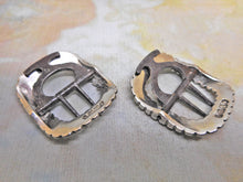 Load image into Gallery viewer, A small pair of silver breeches buckles. London 1827. TH maker.