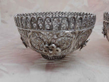 Load image into Gallery viewer, A pair of antique filigree bowls. c1820