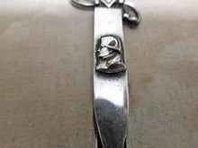 Laden Sie das Bild in den Galerie-Viewer, VERKAUFT……Ein versilberter Seitenmarker – Napoleon und Waterloo. ca. 1915