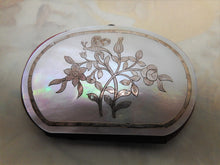 Load image into Gallery viewer, SOLD……A lovely engraved mother of pearl purse. c 1820