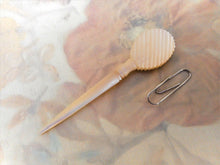 Load image into Gallery viewer, A mother of pearl stiletto /awl. French c 1800