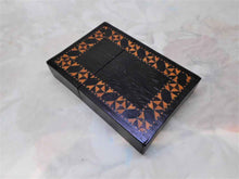 Laden Sie das Bild in den Galerie-Viewer, Ein Visitenkartenetui von Tunbridge Ware. ca. 1840