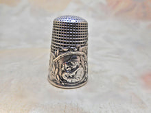 Load image into Gallery viewer, An antique silver thimble commemorating the end of the 1st World War.