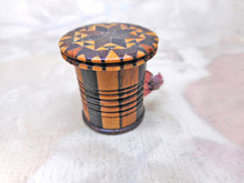 Charger l'image dans la galerie, A Tunbridge Ware tape measure. c 1840