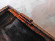 Charger l'image dans la galerie, VENDU……Une tabatière puzzle en noyer. Vers 1850