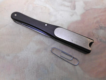 Charger l'image dans la galerie, VENDU… Un coupe-plumes mécanique. Mappin & Webb. Fin du XIXe siècle.