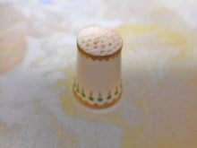 Load image into Gallery viewer, A Worcester porcelain 'jeweled' thimble. c1931.

