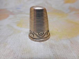 A silver thimble guard. English.  c1850