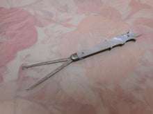 Load image into Gallery viewer, A pearl tooth pick and earspoon combination tool. c 1830
