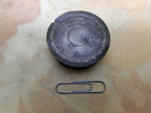 A small pewter snuff box. 19thc