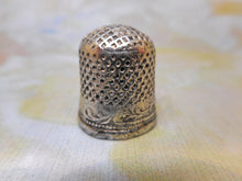 Load image into Gallery viewer, A late 17th century silver thimble.
