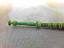 Laden Sie das Bild in den Galerie-Viewer, A dyed mutton bone lace bobbin. c1850.
