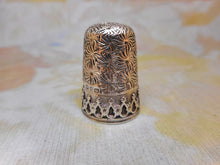 Load image into Gallery viewer, A decorative hall marked silver thimble. English c1890.
