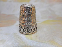 Load image into Gallery viewer, A decorative hall marked silver thimble. English c1890.
