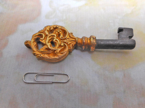 A fine French key. Early 19th century.