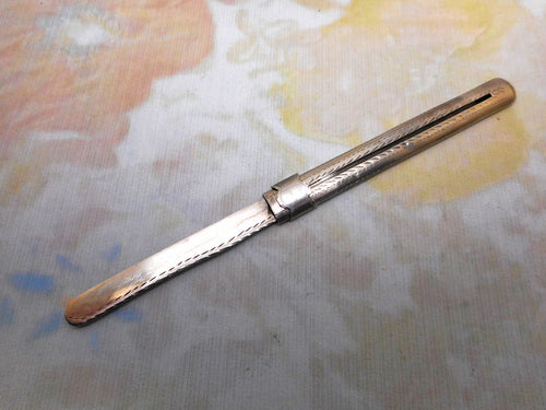 A rare Georgian silver fruit knife. SP (Pemberton) c1790