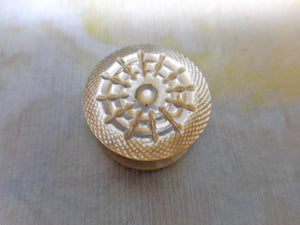 SOLD…..A pretty mother of pearl disc thread waxer. c 1850