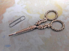 Load image into Gallery viewer, A pair of silver handled scissors. c 1830
