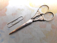 Load image into Gallery viewer, A small pair of engraved silver scissors. c1830
