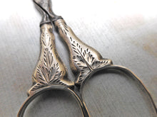 Load image into Gallery viewer, A small pair of engraved silver scissors. c1830
