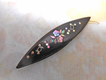 Load image into Gallery viewer, SOLD……A horn pique tatting shuttle. c 1860.
