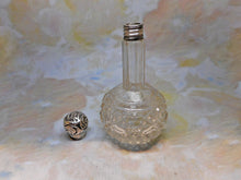 Load image into Gallery viewer, A silver lidded glass scent bottle. c1900-1915
