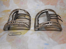 Charger l&#39;image dans la galerie, Paire de boucles de chaussures en argent de style géorgien. Vers 1790
