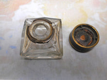 Load image into Gallery viewer, A pair of ink wells from a Victorian writing box. 19thc
