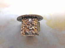 Load image into Gallery viewer, A Georgian silver tape measure. c1830
