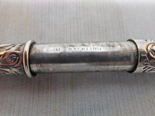 Charger l&#39;image dans la galerie, Stylo/crayon en argent sterling gravé. Vers 1890
