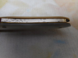 Ein ungewöhnliches Taschenmesser mit zwei Klingen. Rodgers Cutler. „Victoria Knife“.